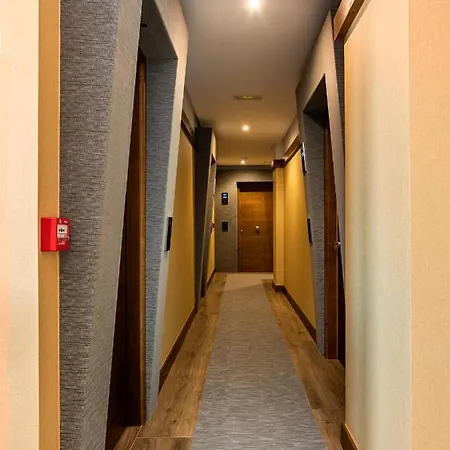 Antantie Hotel 2*
